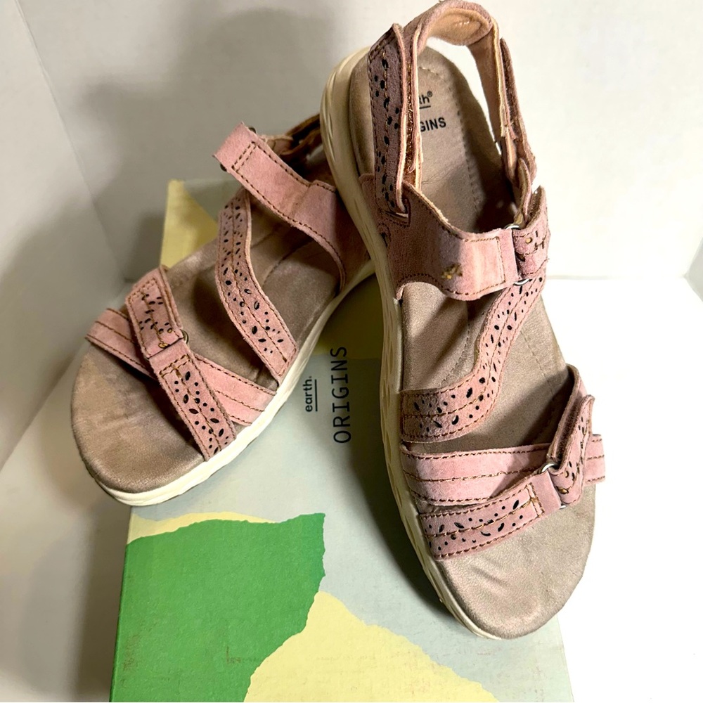Earth Origins Blush Adjustable Sport Sandals Size 8.5